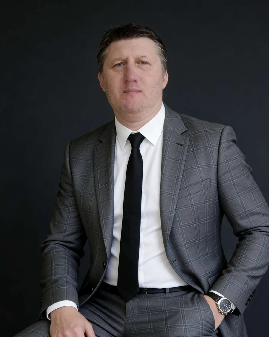 Dr. Denys V. Keshkentii